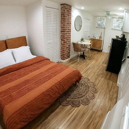 Downtown Little Italy Boho Studio W/ Private Patio Сан-Диего Экстерьер фото