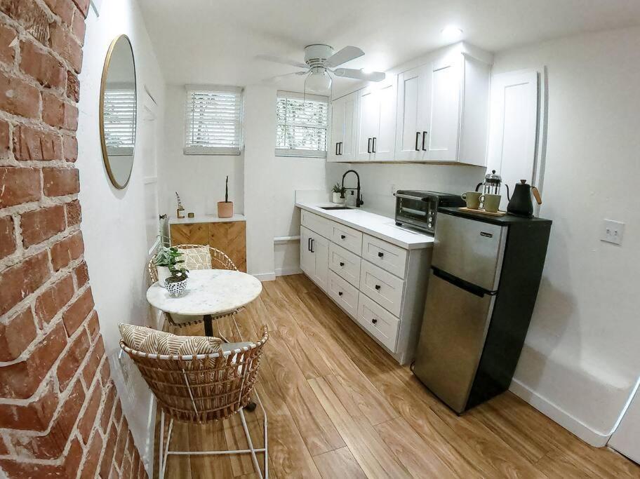 Downtown Little Italy Boho Studio W/ Private Patio Сан-Диего Экстерьер фото